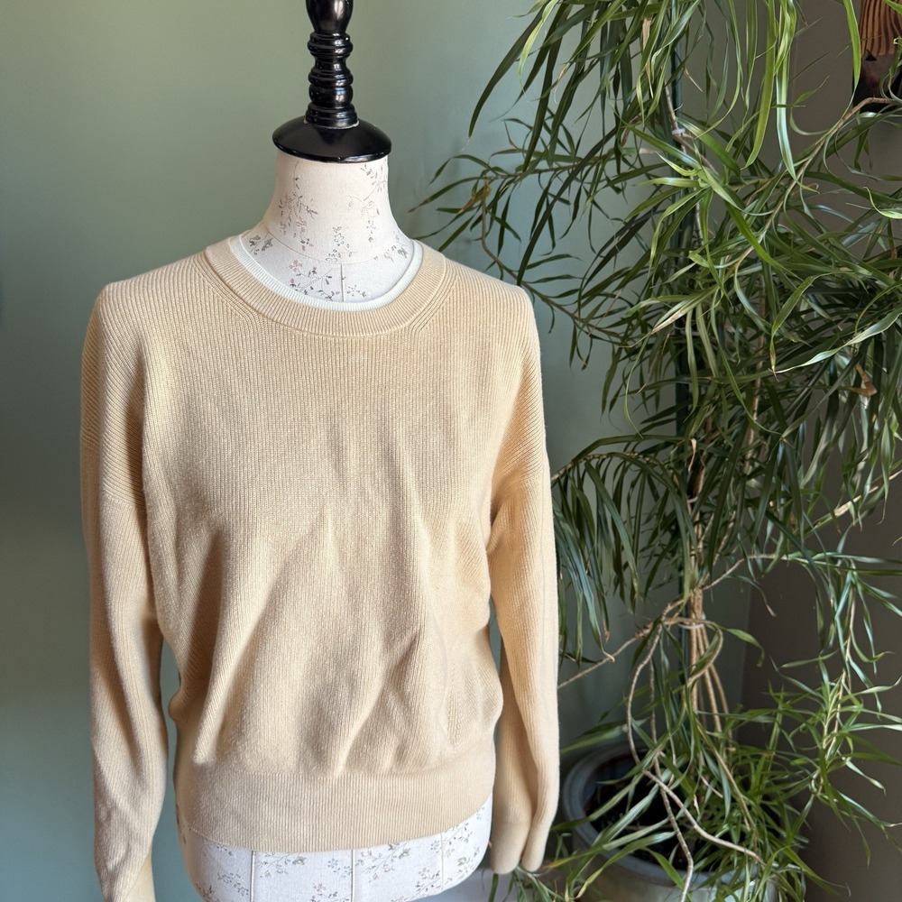 Lululemon Waist Length‎ Crewneck Sweater Prosecco/ Lemon Sorbet Womens Size 12